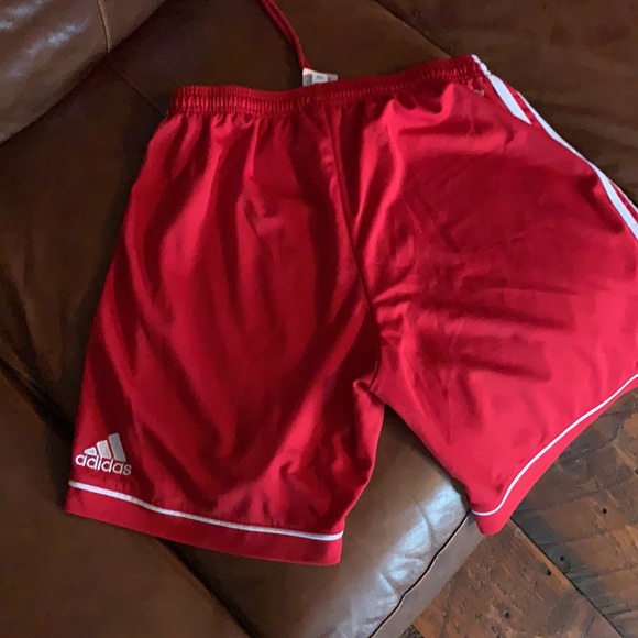 Adidas Medium woman’s soccer shorts excellent condition - Picture 2 of 5